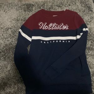 🦋(3/$15) Hollister California crew neck